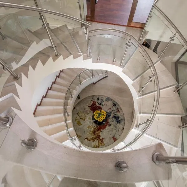 One O Eight Boutique Hotel, hotel em Benoni