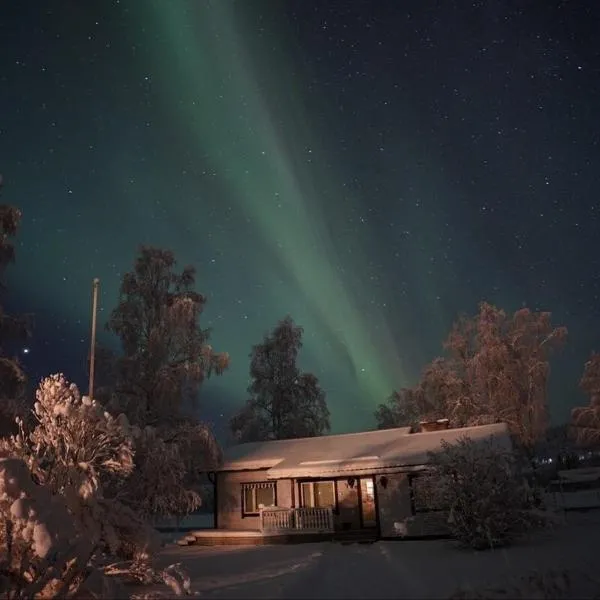 Villa Nivanranta - on the banks of the Tornionjoki river, hotel in Turtola
