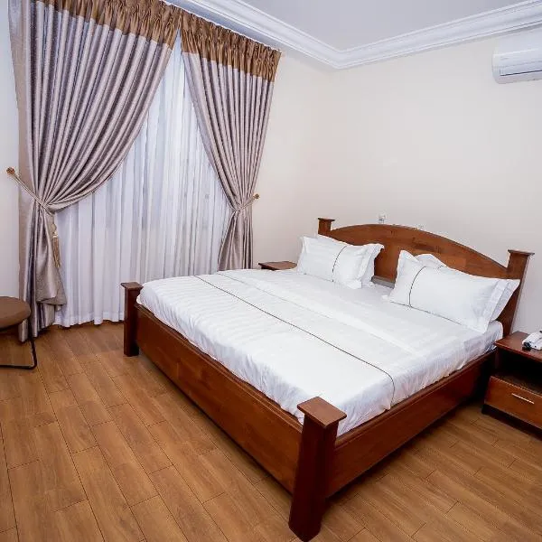 DPE Apartments, hotel em Kumasi