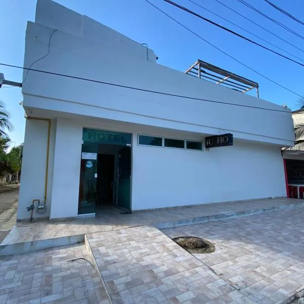 Hotel Nellamar, hotel Puerto Colombiában