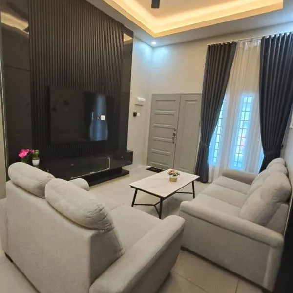 Aisya Homestay Mukah、Mukahのホテル