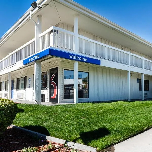 Motel 6-Sparks, NV - Airport - Sparks, hotel in Reno