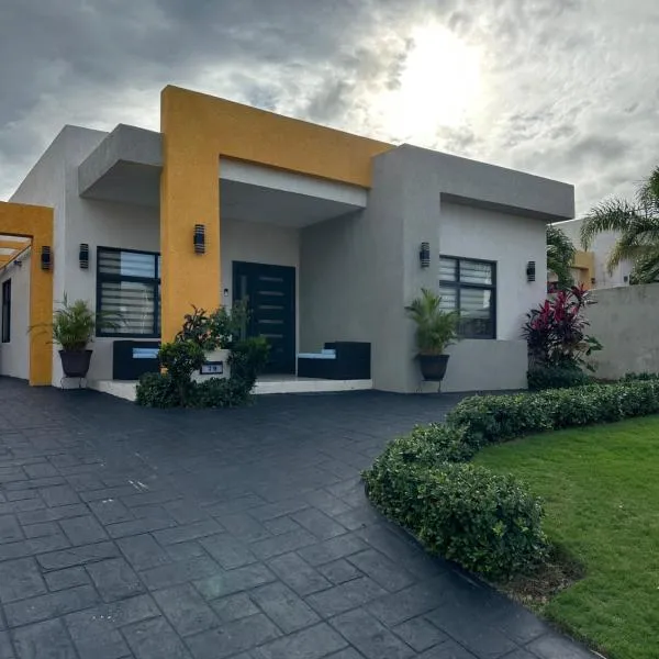 Viesnīca Serenity Villas pilsētā Očoriosa