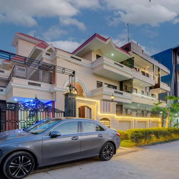 The Grand Rustam Villa, hotel i Gurgaon