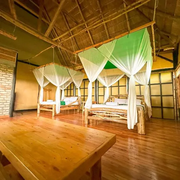 Egret safari lodge, hotel en Rubirizi