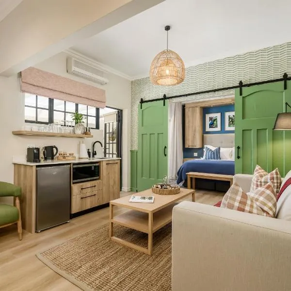 Lupus Den Country House B&B, hotel in Sunland