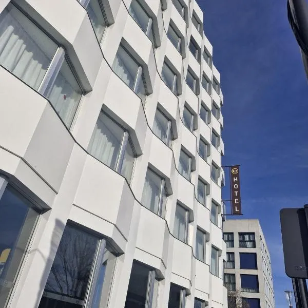 B&B HOTEL Massy Gare TGV, hotel in Massy