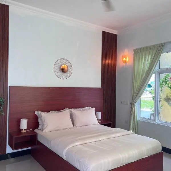 Filladhoo inn, hotel i Filadu