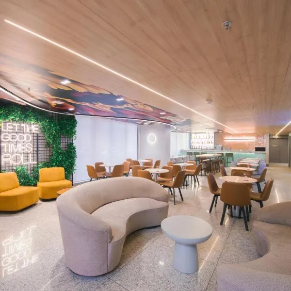 库里提巴购物宜必思酒店,位于库里提巴的酒店