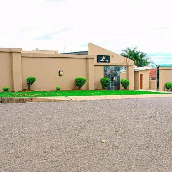 Sunshine Lodge, hotel en Mthatha