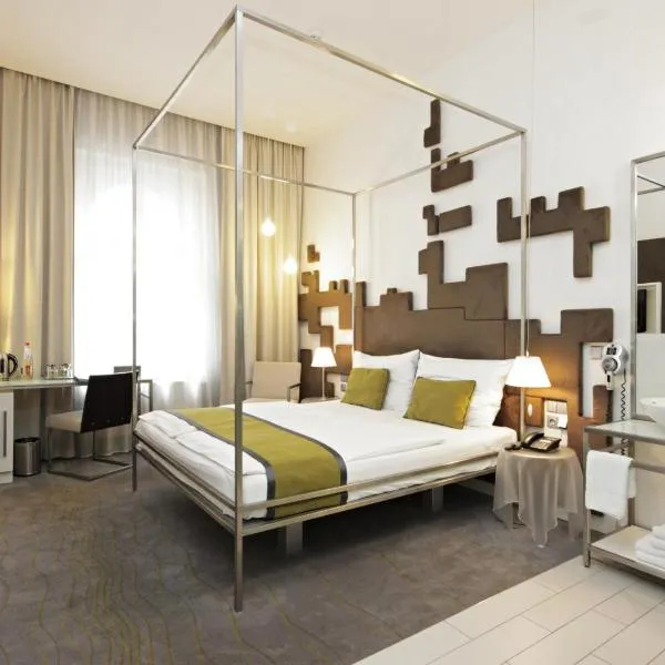 Pure White, hotel v Praze
