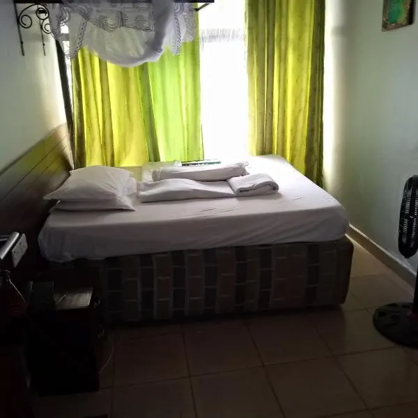 WalkGard WestLand HOTEl, hotel in Bukoba