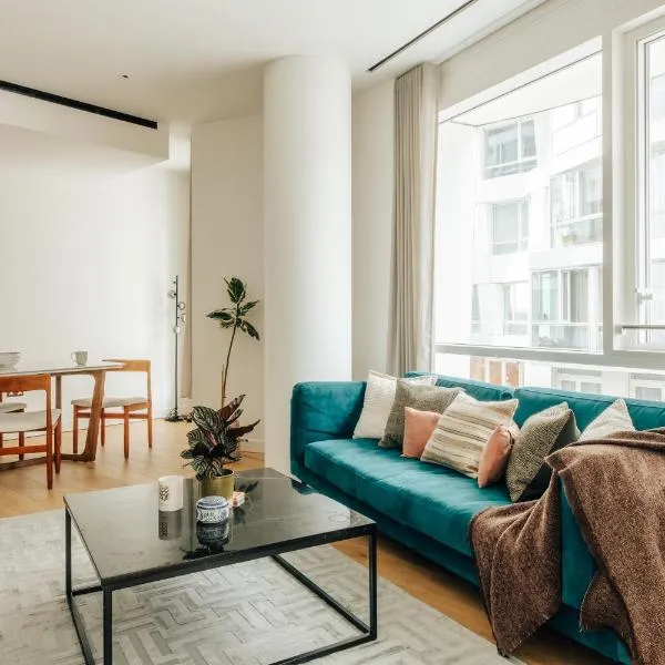 Luxury modern 2Bed-2Bath Apartment, hotel in Londen