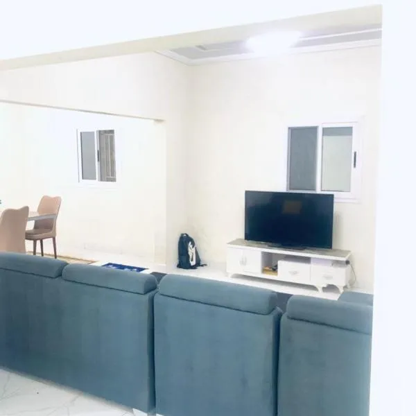 Guest house, hótel í Bissau