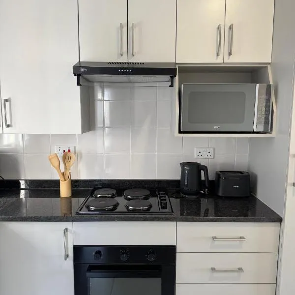 Prolifik Sarona Habitat Kappa، فندق في غابورون