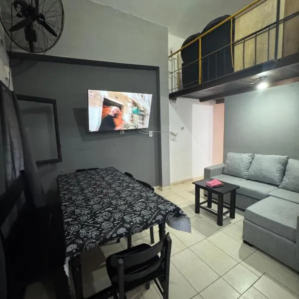 Casa Familia Mateo, hotel in Santa Teresita