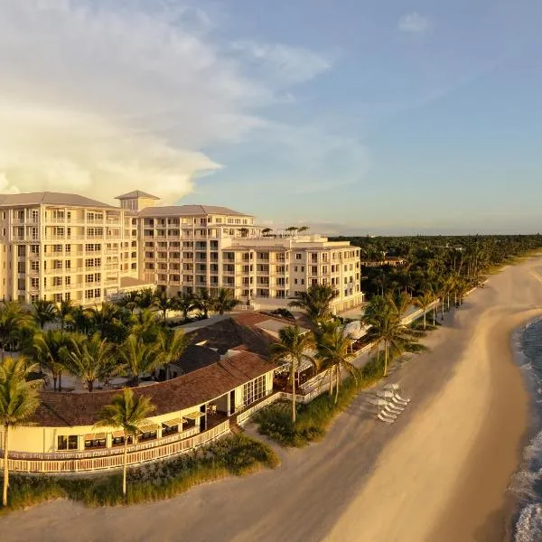 Naples Beach Club, A Four Seasons Resort, hotel en Naples