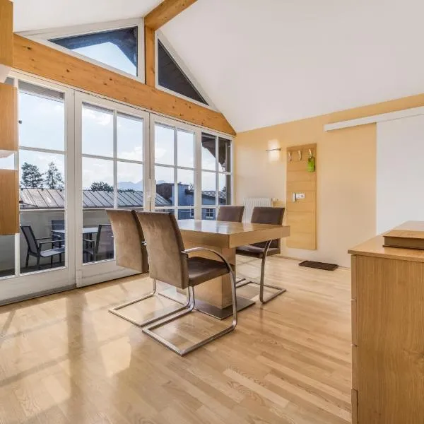 Holiday Apartments by Das Grüne Hotel zur Post - 100 % BIO & Villa Ceconi, hotel in Salzburg