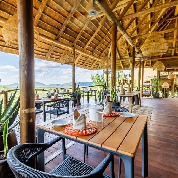 Buffalo Ridge Safari Lodge, hotel a Reserva natural de Madikwe