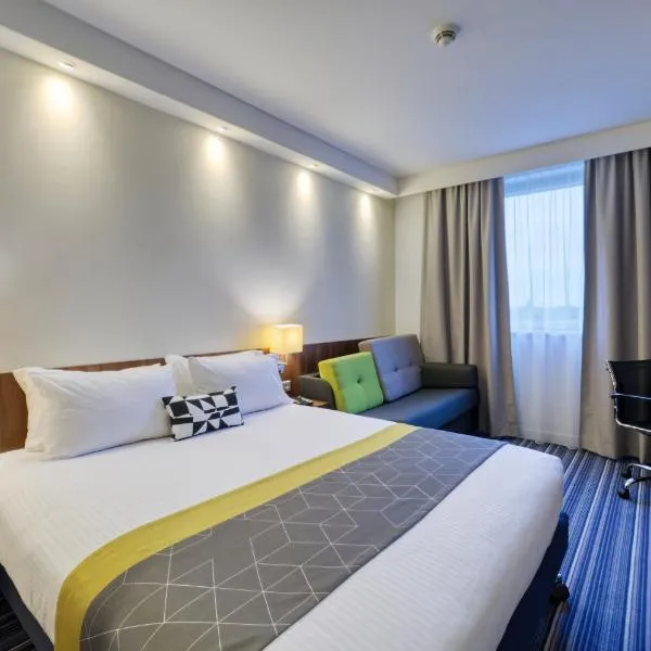 Holiday Inn Express Strasbourg Centre by IHG: Strazburg'da bir otel