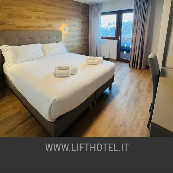 Lift Hotel, hotel i Sauze dʼOulx