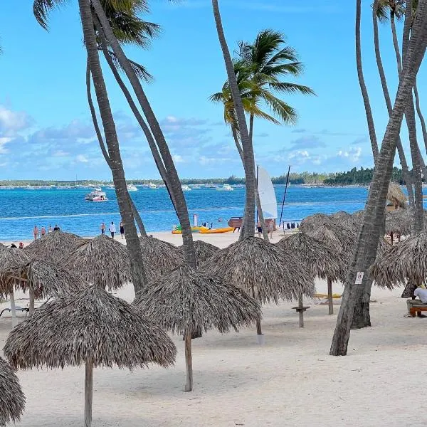 SERENARA SUITES- best location, hotel in Punta Cana