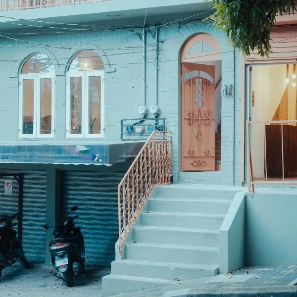 Central Hostel Zona 4, hotel di Guatemala