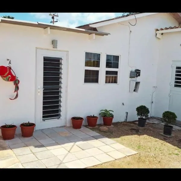 Cozy One-person Studio, hotel en Willemstad