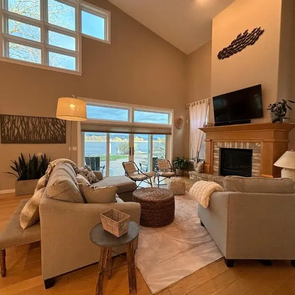 Mississippi waterfront getaway-Dogs Welcome!, hotel em Brownsville