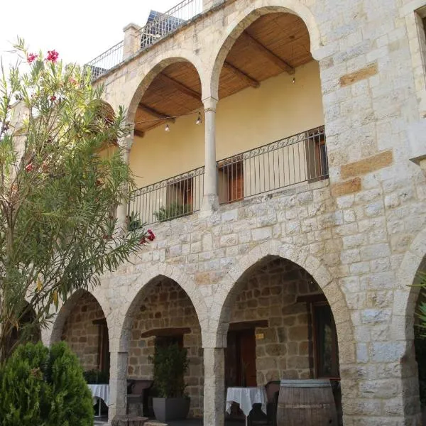 Domaine de Chouchene, hotel a Şaḩrat al Qashsh