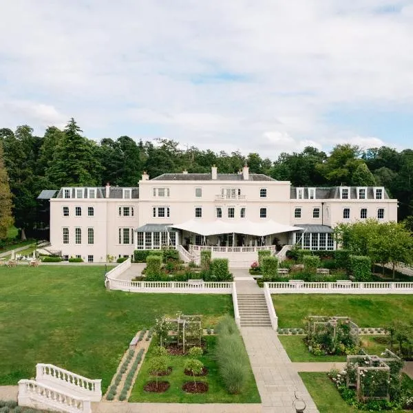 Coworth Park - Dorchester Collection, hotel v destinaci Ascot