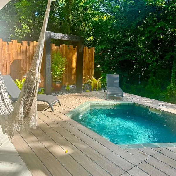 Chaya Lodge, hotel v destinaci Petit-Bourg