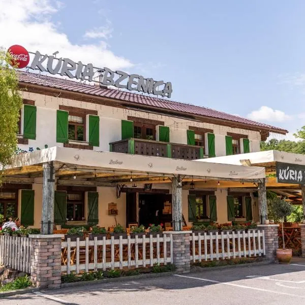 Kuria Bzenica، فندق في Bzenica