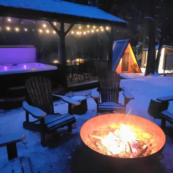 Nordik Spa Cabin - Hot Tub & Sauna - Winter Escape, hotel u gradu Killaloe Station
