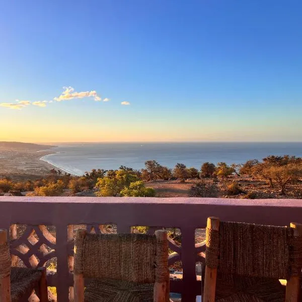 Zeri Surf Camp โรงแรมในTiguemmi nʼAït Bihi