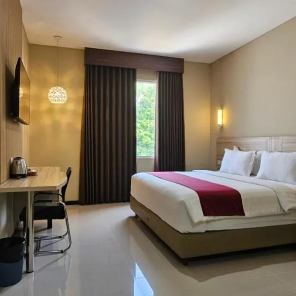 Sunflower Hotel Syariah near Juanda Airport, hotel di Dares