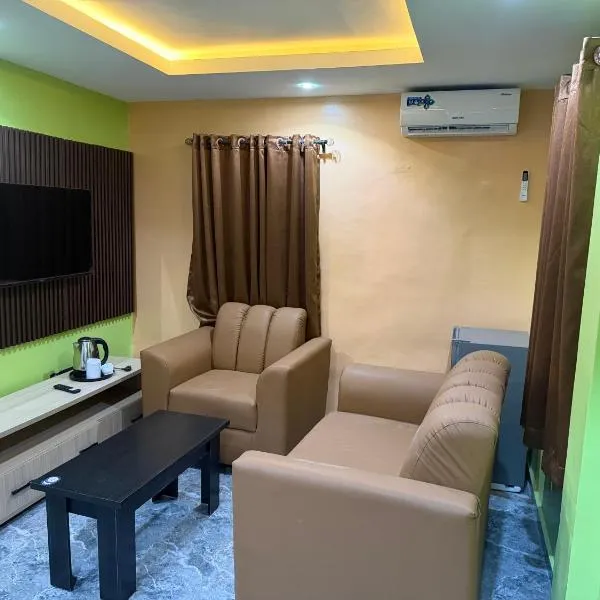 Orry Apartments International, מלון בלגוס