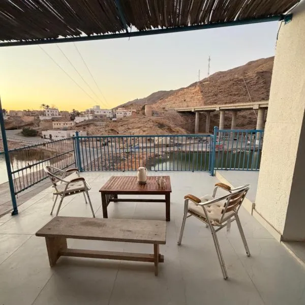 Wadi Shab View، فندق في Ash Shāb