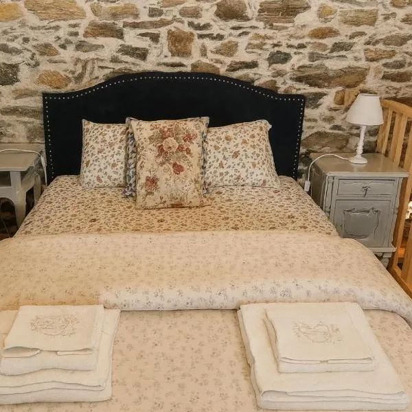 Ceira Cottage - Refúgio Romântico com Vista Serrana, hotel v destinaci Góis
