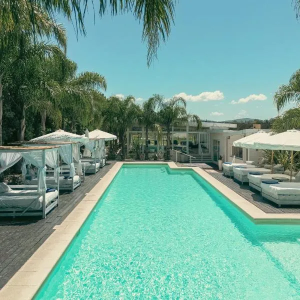 Skyblue Apart Hotel Punta Colorada, hotel v destinaci Piriápolis