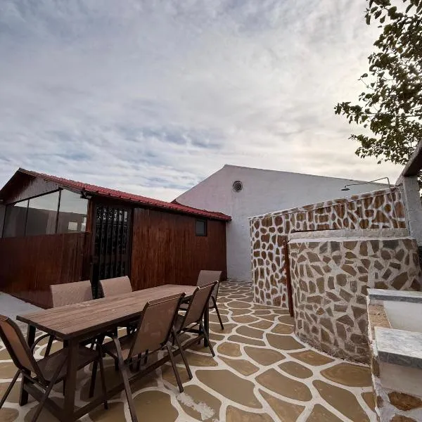 Alexander's Heavenly Home, Hotel in Agios Vlasios