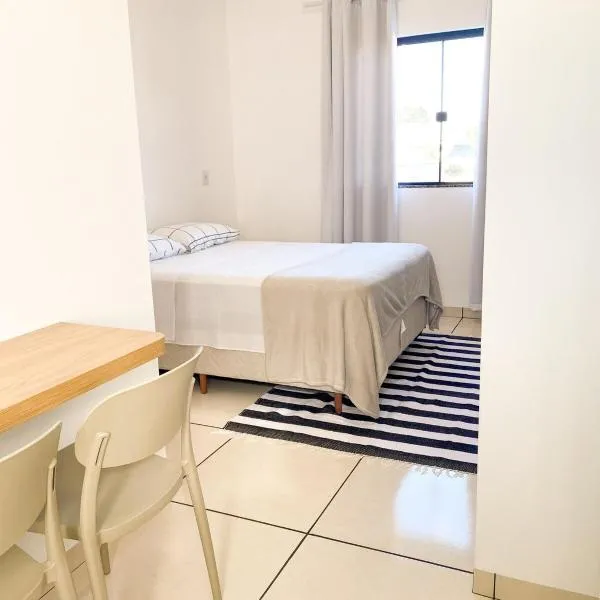 Ap8 - Aconchegante e Completo com Ótimo Custo-Benefício, hotel v mestu Guaíra