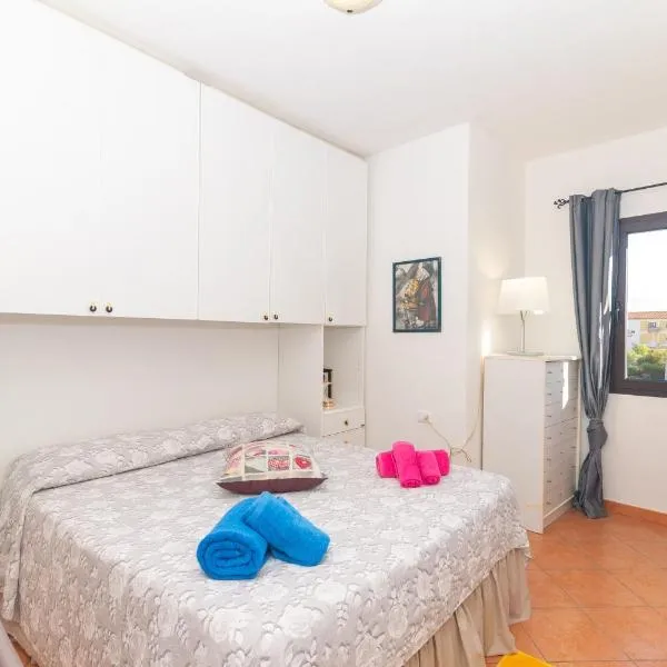 Pupureddu con Terrazza ad Olbia, hotel in Olbia