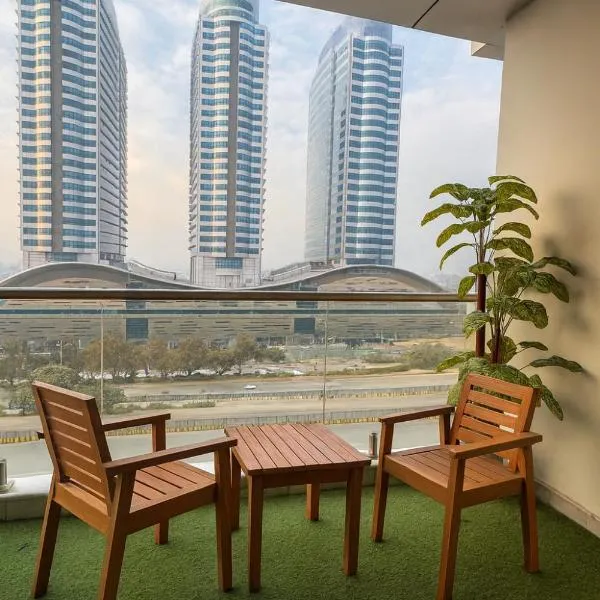 Executive Apartments In The Heights of Elysium Tower - Islamabad, hotel in Islamabad