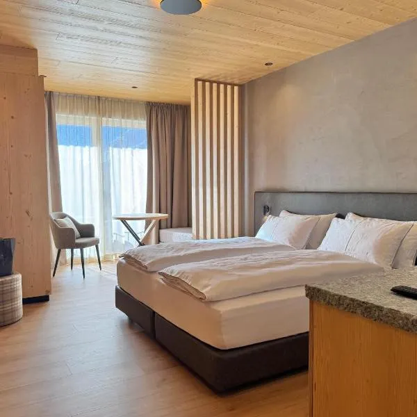 Hotel Damelis - Adults Only, отель в Ливиньо
