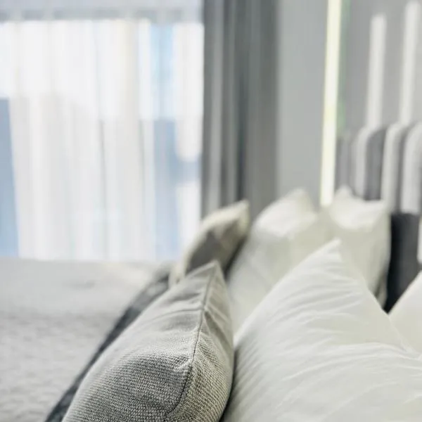 AVA Urban Suites โรงแรมในทูร์ดา