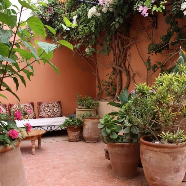Tifawin Home And Garden, hótel í Mirleft