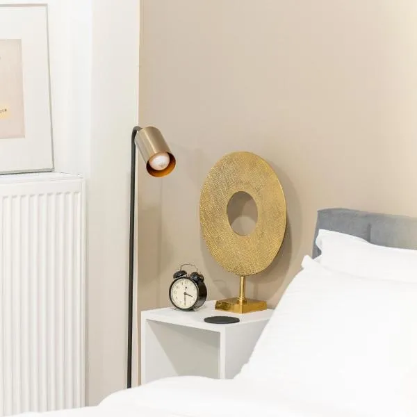 PHOS Nest, hotell sihtkohas Sérres