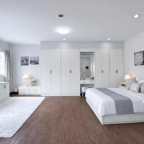 Blissful Heaven Residence at BTS Phromphong Emdistrict Shopping Area, hotelli Bangkokissa