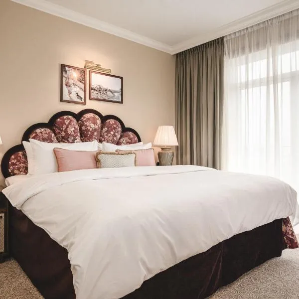 Rox Resort, hotel in Køge